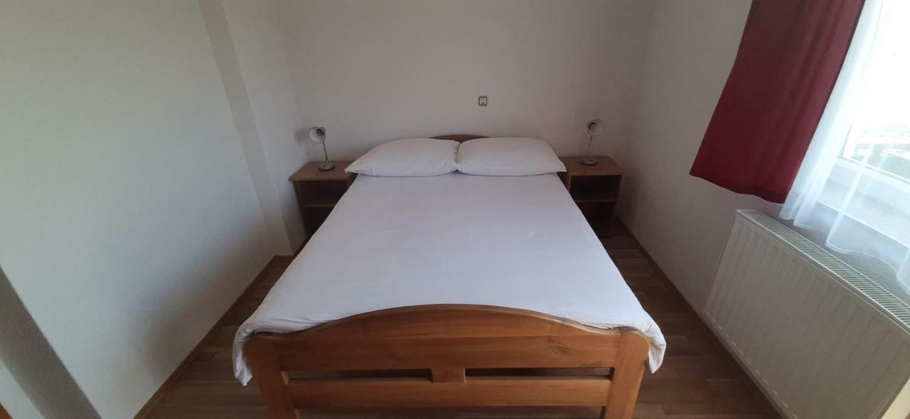 Rooms Jure Sabljak Grabovac  Exterior photo